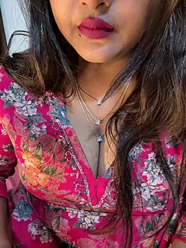 Snapshot of Ayesha_mahi chatting on February 2026 08:07:02 AM Ayesha mahi online show from February 2026 08:07:02 AM