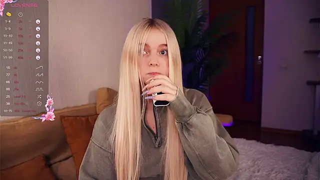 ZaraCreedon online show from January 2025 06:24:02 PM