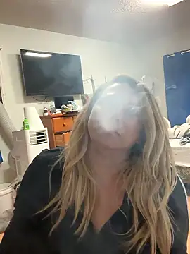 Snapshot of Hotslut187 chatting on January 2026 07:34:01 AM Hotslut187 online show from January 2026 07:34:01 AM