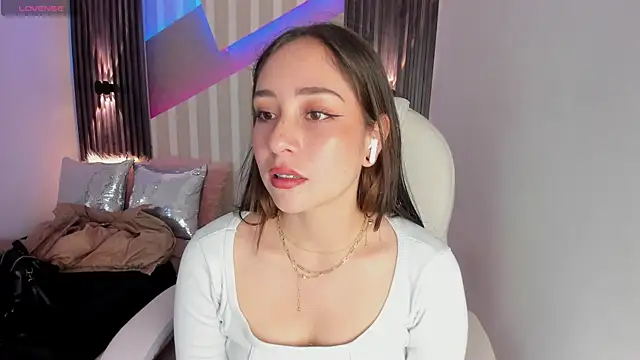 emily layton online show from February 2025 02:37:01 PM