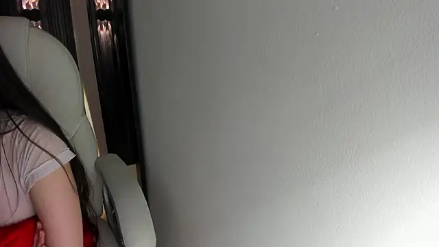 emily layton online show from March 2025 09:56:01 AM