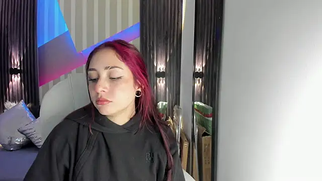 emily layton online show from November 2025 04:34:02 PM