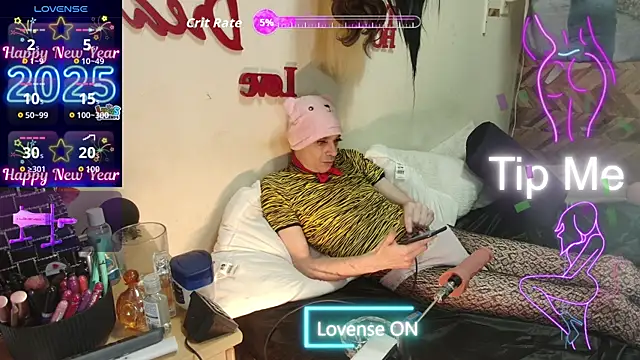 Doggyray44 online show from November 2025 04:00:01 PM