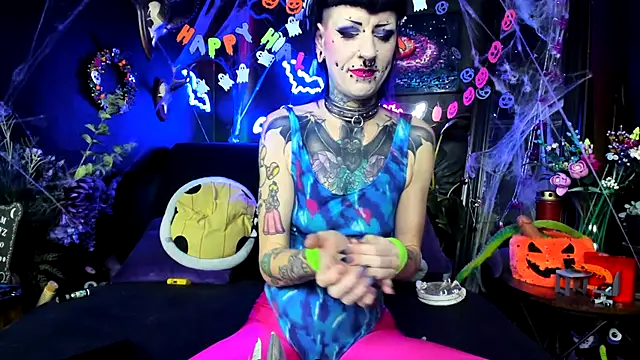 Purple Coffin666 online show from January 2026 02:32:01 PM