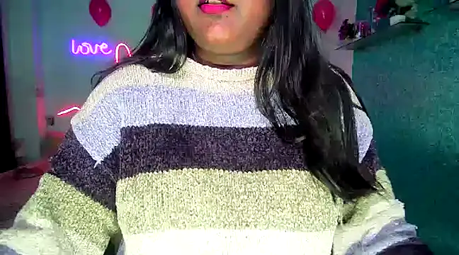 expression queen online show from February 2025 06:56:02 PM