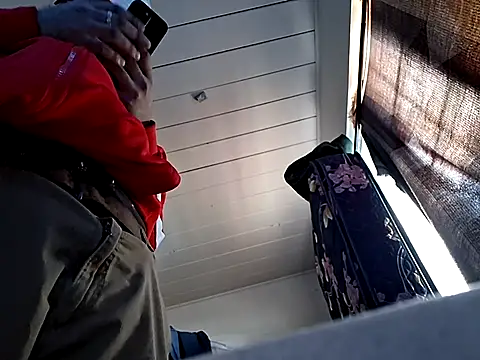 Snapshot of KeptupHack chatting on October 2025 08:20:01 PM KeptupHack online show from October 2025 08:20:01 PM