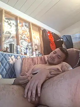 Snapshot of KeptupHack chatting on October 2025 12:11:01 AM KeptupHack online show from October 2025 12:11:01 AM