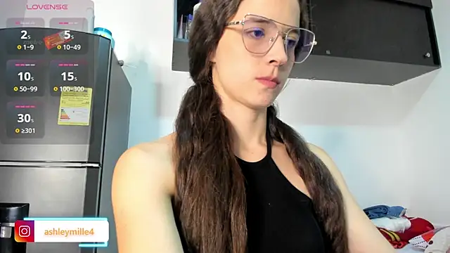  ashleymiller online show from November 2025 06:50:02 PM