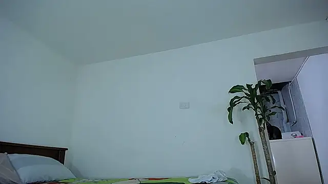 diamond black00 online show from February 2025 04:47:01 AM