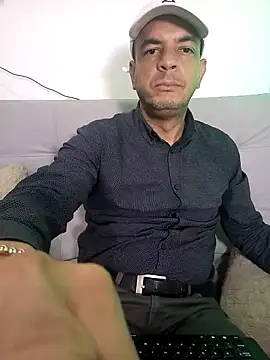 latinmartin73 online show from February 2025 12:54:01 AM