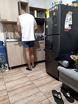 latinmartin73 online show from September 2025 12:33:02 AM