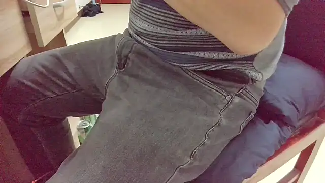 huzi518 online show from October 2025 12:44:02 PM