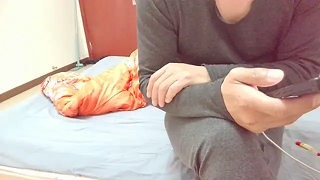 huzi518 online show from December 2025 01:22:01 AM