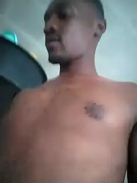 Snapshot of hotyoung24 chatting on January 2025 03:21:01 PM hotyoung24 online show from January 2025 03:21:01 PM