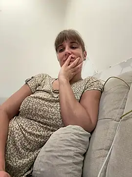 jennifer11772 online show from April 2026 07:07:02 PM