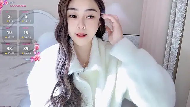 Caitlyn   online show from January 2025 11:48:01 AM