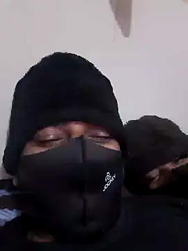 Snapshot of pinky801 chatting on December 2024 06:35:01 PM pinky801 online show from December 2024 06:35:01 PM
