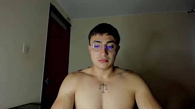 Leoknight online show from February 2025 10:58:01 PM