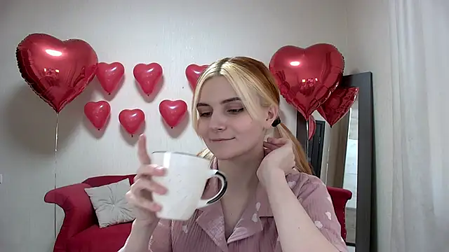 KellyStone online show from February 2025 09:04:01 AM