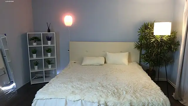 aryamirelle online show from January 2025 04:51:02 PM