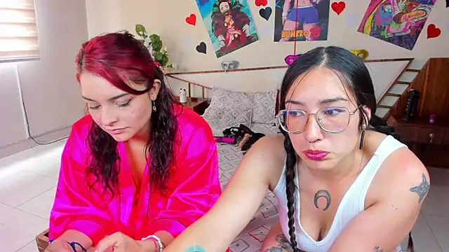 Snapshot of Marilynselxoveanalhard chatting on January 2025 04:37:02 PM Marilynselxoveanalhard online show from January 2025 04:37:02 PM