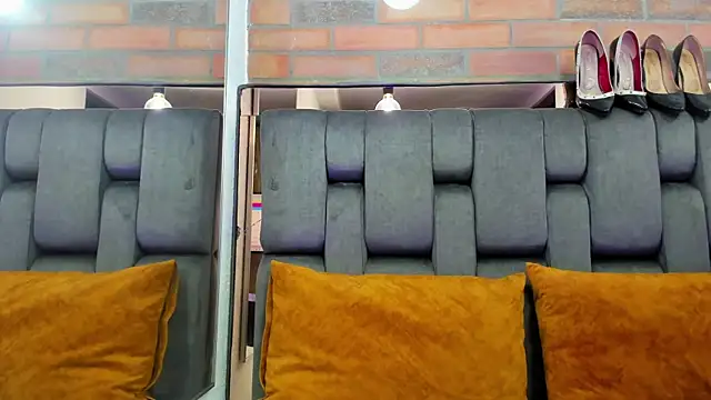 JESSYCORTES online show from September 2025 02:50:02 AM