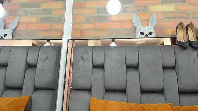 JESSYCORTES online show from October 2025 02:28:01 PM