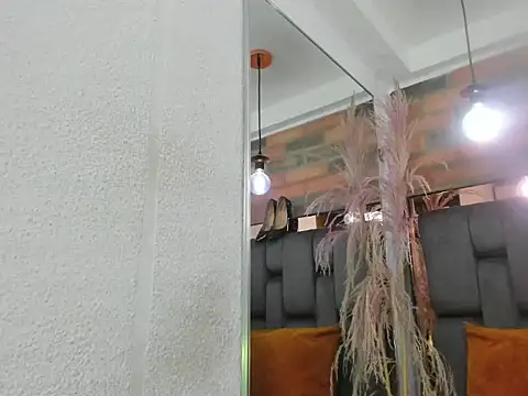 JESSYCORTES online show from January 2026 04:20:01 PM