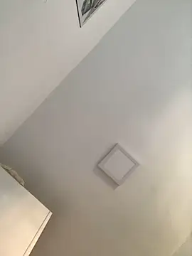 Lucascacaca online show from April 2026 08:48:01 AM