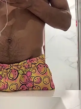 Lucascacaca online show from April 2026 02:47:01 PM