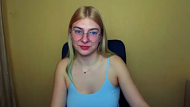 Luna Lush  online show from January 2025 08:21:02 AM