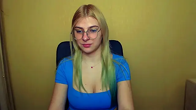 Luna Lush  online show from January 2025 08:31:02 AM