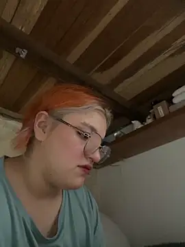 SophiaWeestt99 online show from November 2025 03:17:01 AM