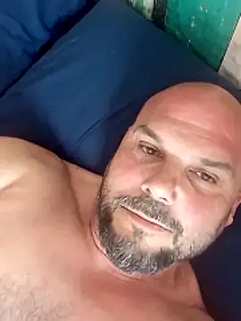 Javierchico online show from May 2026 11:04:01 AM