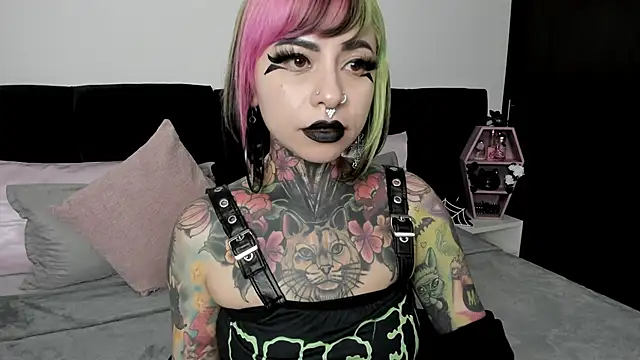 NikkiRamone online show from February 2025 09:47:02 AM