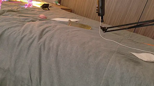 oceanthesquirter online show from February 2025 01:30:02 PM