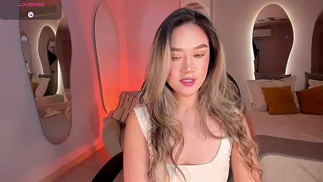 RebeccaHudson online show from March 2025 11:09:02 PM