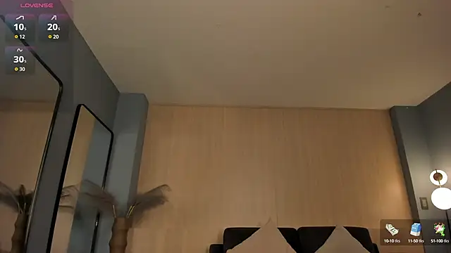 RebeccaHudson online show from September 2025 07:06:02 PM