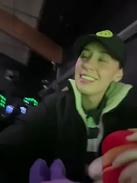 Snapshot of M1ssyk1ssy chatting on January 2025 10:48:01 PM M1ssyk1ssy online show from January 2025 10:48:01 PM