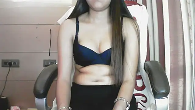 collage hoty online show from January 2026 03:23:01 AM