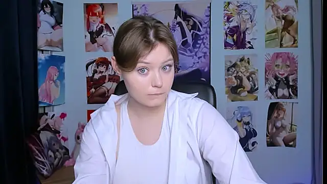 nikole kitt online show from February 2025 07:42:02 PM