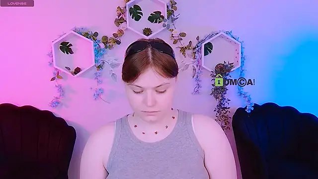 nikole kitt online show from June 2026 06:51:01 PM