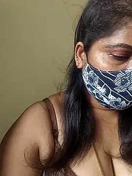 Snapshot of gaurika18 chatting on April 2026 06:11:01 AM gaurika18 online show from April 2026 06:11:01 AM