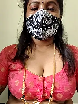 Snapshot of gaurika18 chatting on April 2026 02:44:01 AM gaurika18 online show from April 2026 02:44:01 AM