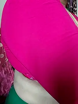 Snapshot of gaurika18 chatting on April 2026 04:19:01 AM gaurika18 online show from April 2026 04:19:01 AM