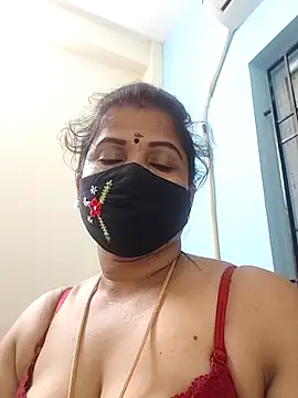 Snapshot of gaurika18 chatting on April 2026 05:47:01 PM gaurika18 online show from April 2026 05:47:01 PM