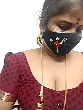 Snapshot of gaurika18 chatting on April 2026 06:10:01 PM gaurika18 online show from April 2026 06:10:01 PM