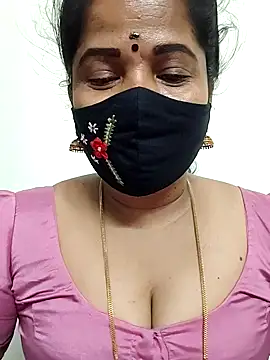 Snapshot of gaurika18 chatting on May 2026 07:30:02 PM gaurika18 online show from May 2026 07:30:02 PM