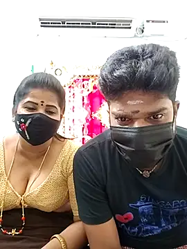 Snapshot of gaurika18 chatting on July 2026 06:15:01 AM gaurika18 online show from July 2026 06:15:01 AM