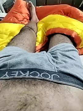 luckylads0037 online show from December 2025 05:31:02 PM